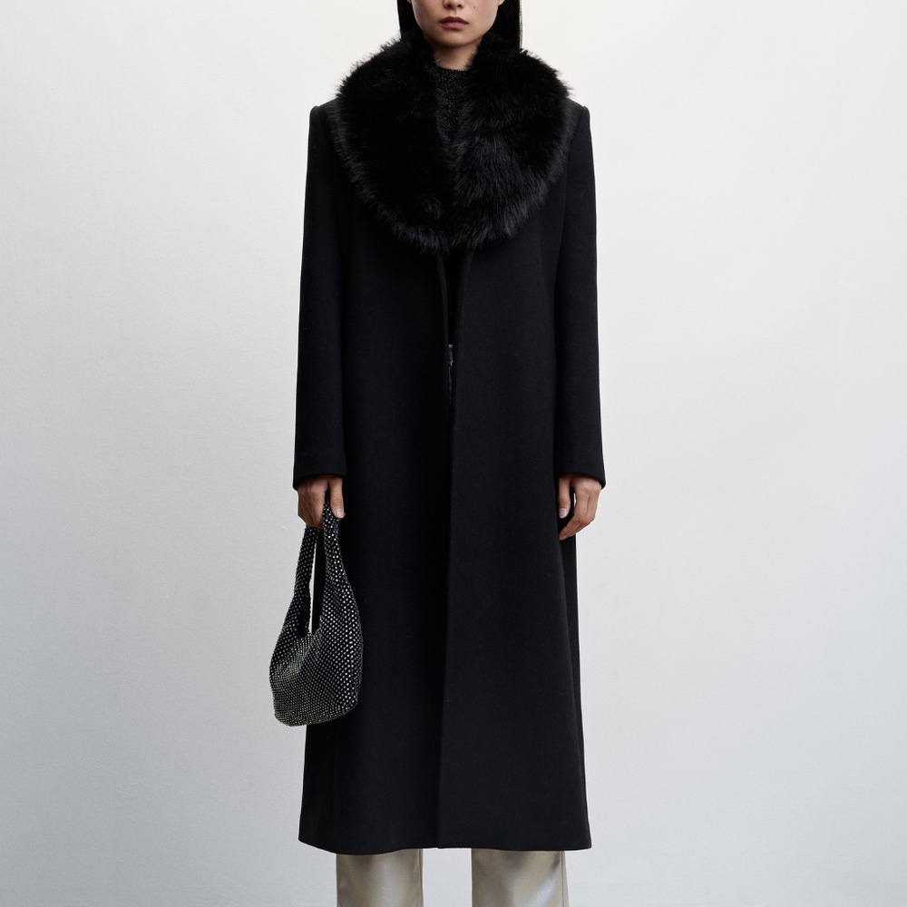 Black detachable wool coat with fur-effect collar